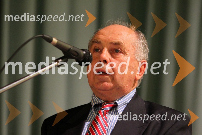  Anton Breznik, predsednik AMZSPodelitev nagrad državnim prvakom AMZS