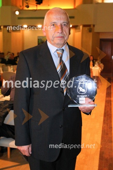  Ivan Molan, nekdanji speedwayist, AMD KrškoPodelitev nagrad državnim prvakom AMZS