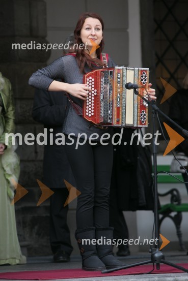  Natalija HočevarZnani Slovenci martinovali v Ljubljani