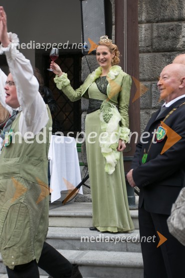  Špela Štokelj, Vinska kraljica Slovenije 2014Znani Slovenci martinovali v Ljubljani