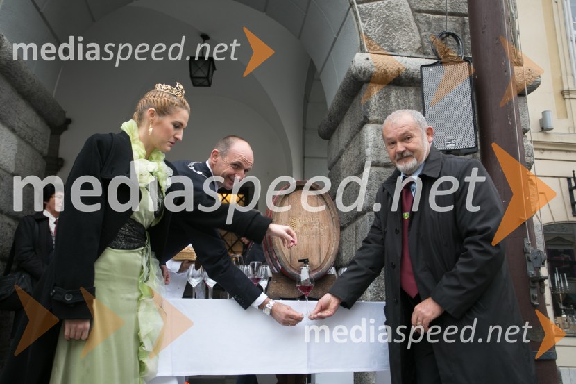  Špela Štokelj, Vinska kraljica Slovenije 2014;  Drago Kregar;  Rado Stojanovič, organizator, Martinovanje v LjubljaniZnani Slovenci martinovali v Ljubljani