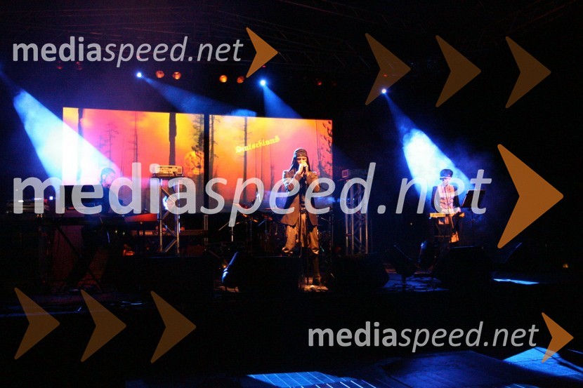 Skupina LaibachNočna vožnja Audi