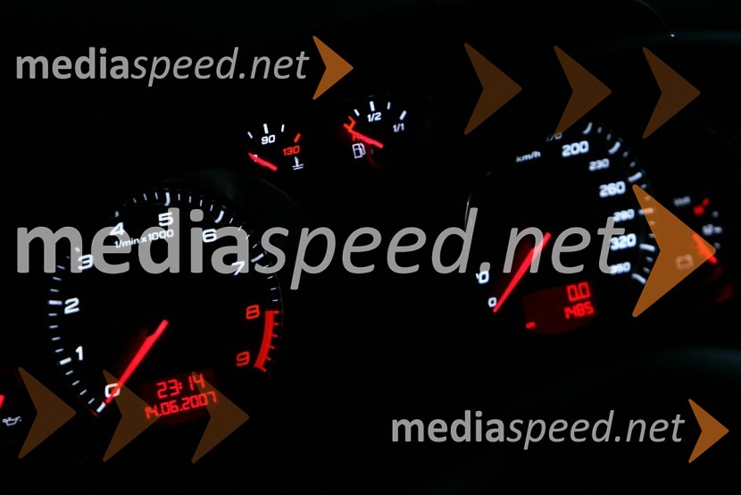 Audi R8Nočna vožnja Audi