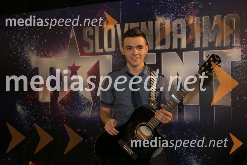  Erik MiheličSlovenija ima talent 2014, tretja polfinalna oddaja