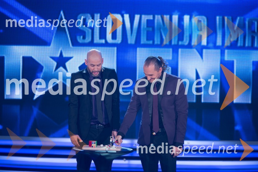  Peter Poles, voditelj;  Vid  Valič, voditeljSlovenija ima talent 2014, tretja polfinalna oddaja