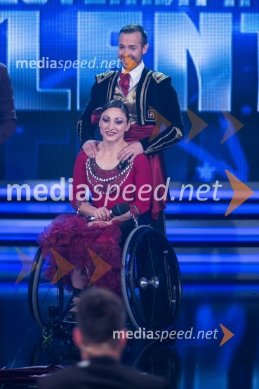  Barbara  Šamperl, plesalka;  Klemen  Pirman, plesalecSlovenija ima talent 2014, tretja polfinalna oddaja