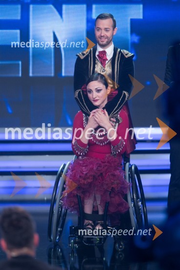  Barbara  Šamperl, plesalka;  Klemen  Pirman, plesalecSlovenija ima talent 2014, tretja polfinalna oddaja