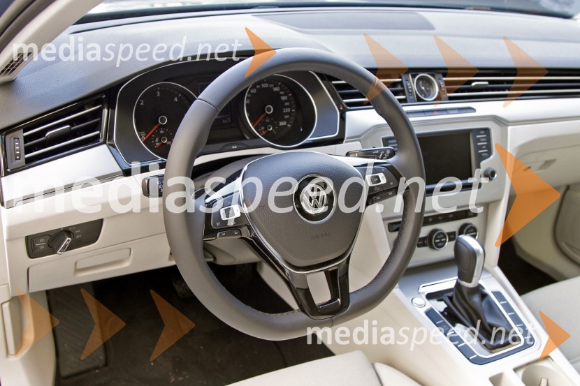 Volkswagen Passat osme generacije, slovenska predstavitevVolkswagen Passat osme generacije, slovenska predstavitev