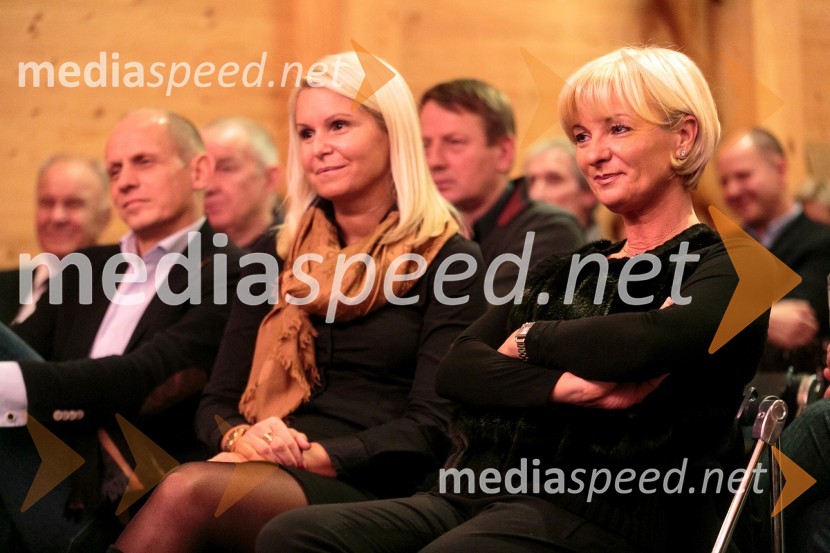 dr. Saša Božič, Center za Coaching, Mlade Breze;  Sonja Poljanšek Škrabec, lastnica Welness centra SunnyDr. Peter Čeferin, pogovor na Škrabčevi domačiji