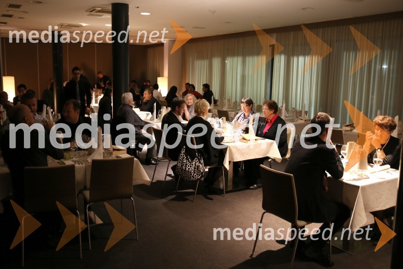 Kulinarični večer Movia v hotelu CityKulinarični večer Movia v hotelu City