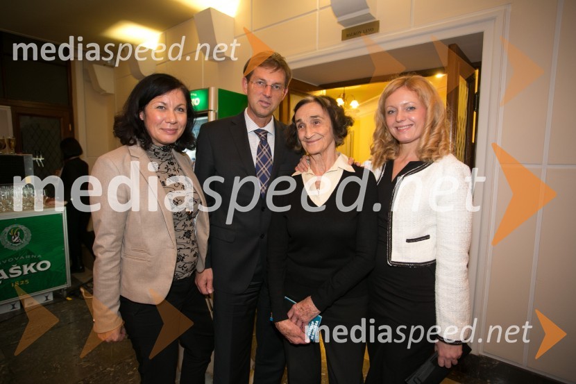  Vesna Arnšek; prof. dr. Miro Cerar, predsednik vlade Republike Slovenije;  Ivanka Mežan, igralka; mag. Tina Kosi, upravnica SLG CeljeVorkšop na Moljera, premiera SLG Celje