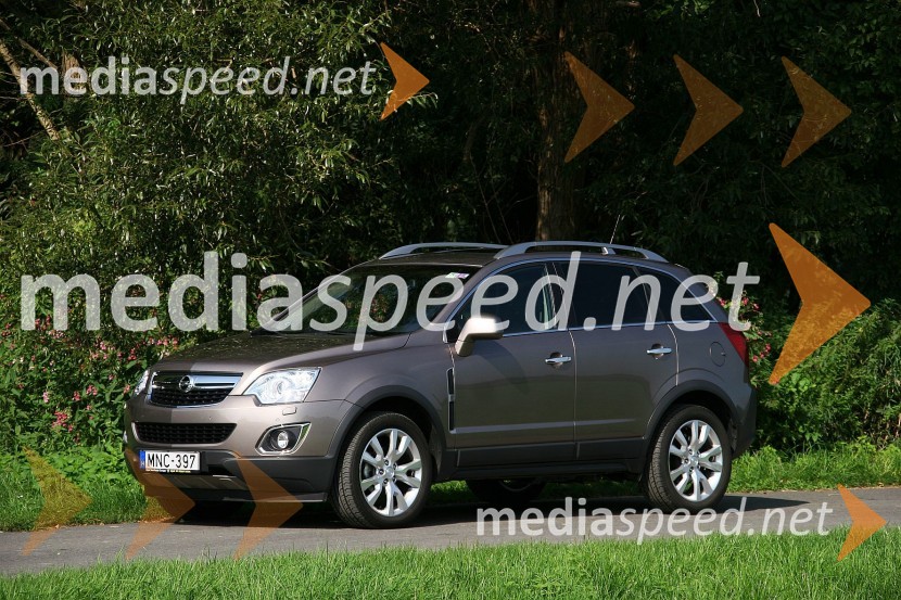 Opel Antara 2.2 CDTi AWD CosmoOpel Antara 2.2 CDTi AWD Cosmo, mediaspeed test