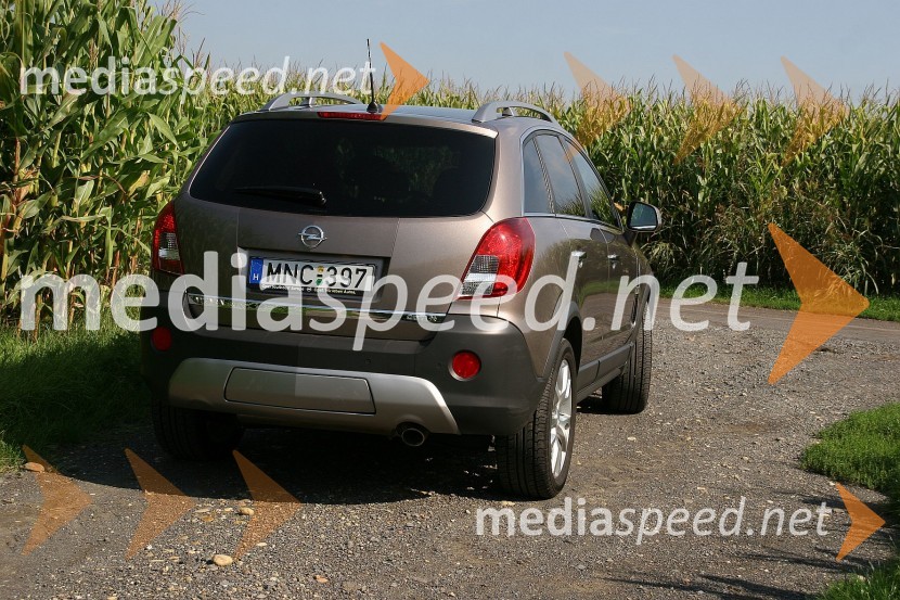 Opel Antara 2.2 CDTi AWD CosmoOpel Antara 2.2 CDTi AWD Cosmo, mediaspeed test