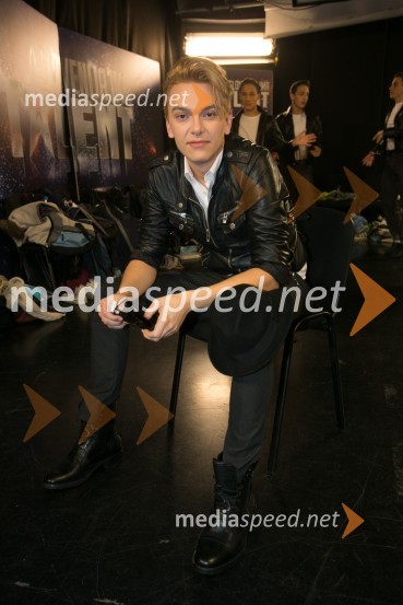  Matej Hribernik, Blue ManSlovenija ima talent 2014, četrta polfinalna oddaja