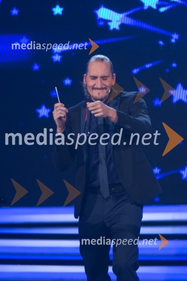  Vid  Valič, voditeljSlovenija ima talent 2014, četrta polfinalna oddaja