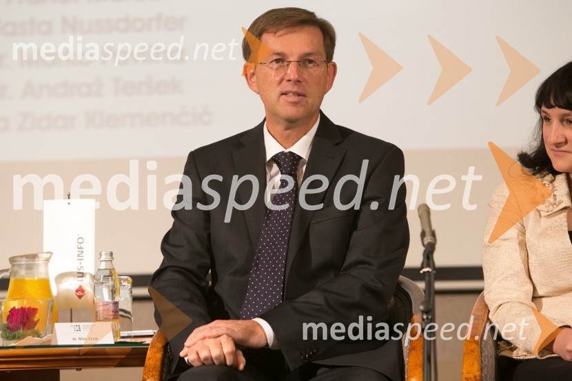 prof. dr. Miro Cerar, predsednik vlade Republike Slovenije10 najvplivnejših pravnikov, podelitev priznanj