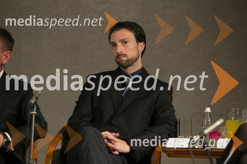 dr. Andraž Teršek, pravnik10 najvplivnejših pravnikov, podelitev priznanj