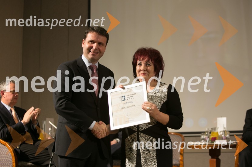 mag. Tomaž Iskra, direktor IUS SOFTWARE, d. o. o.;  Vlasta Nussdorfer, varuhinja človekovih pravic10 najvplivnejših pravnikov, podelitev priznanj