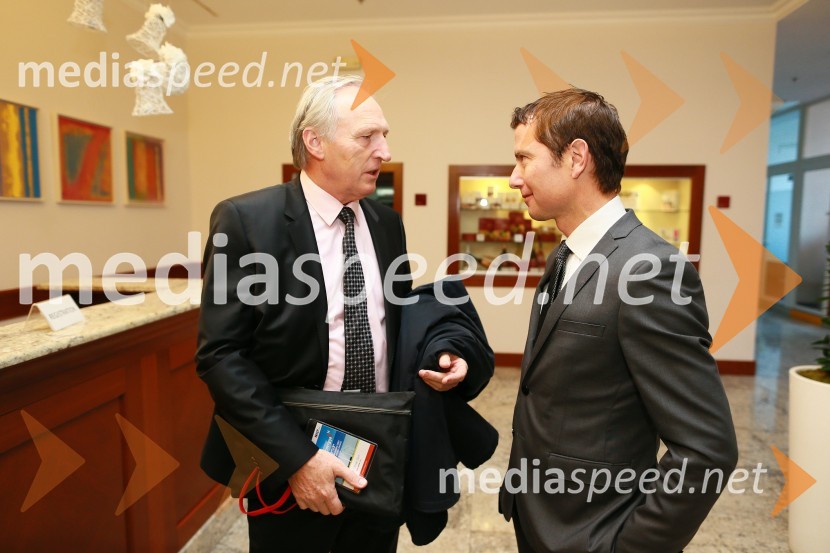 dr. Otmar Zorn, direktor Iskra Zaščite d.o.o.;  Tomaž Orešič, VaasaETT, predsedujoči konferenci Energija14Energija14, 10. mednarodna konferenca o energiji