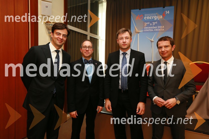  Aleksandar Obradović, predsednik uprave EPS;  Blaž Košorok, direktor HSE;  Perica Jukić, predsednik uprave HEP;  Tomaž Orešič, VaasaETT, predsedujoči konferenci Energija14Energija14, 10. mednarodna konferenca o energiji