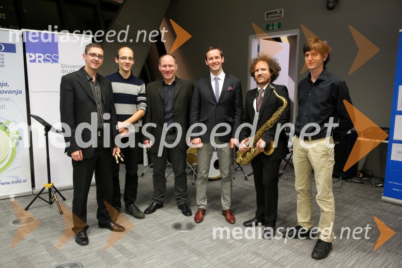 Big Band Grosuplje s pevcem Blažem VrbičemPodelitev nagrad družbene odgovornosti HORUS