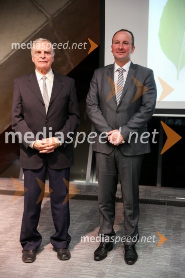 ddr. Matjaž Mulej, Predsednik Strokovno-organizacijskega odbora nagrade Horus;  Tadej Slapnik, državni sekretar, kabinet predsednika Vlade RSPodelitev nagrad družbene odgovornosti HORUS