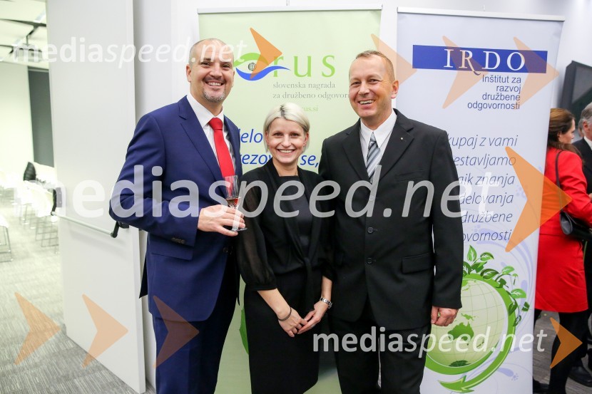  Drago Dervarič, direktor, Saubermacher Komunala Murska Sobota;  ... ;  ... Podelitev nagrad družbene odgovornosti HORUS