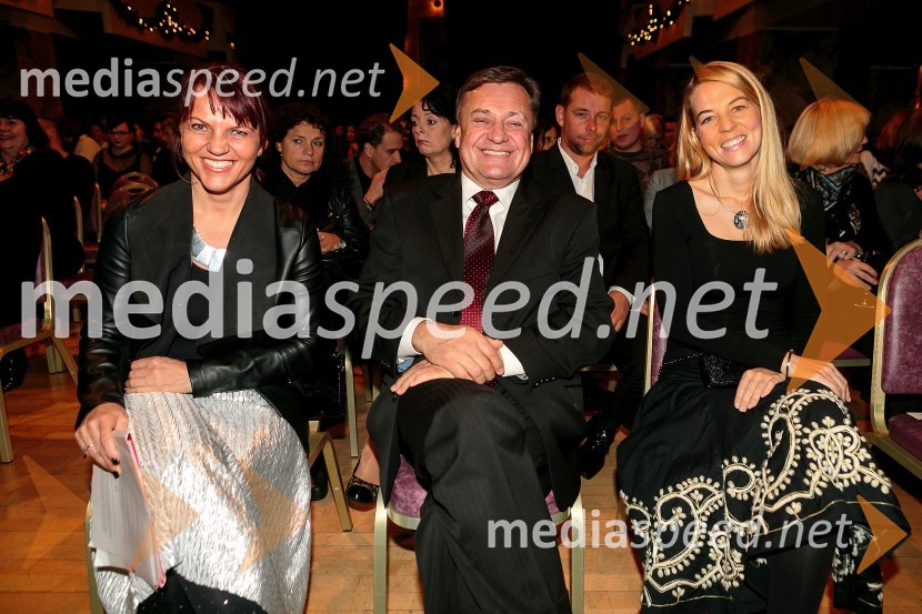 mag. Petra Stušek, v.d. direktorica, Zavod za turizem Ljubljana;  Zoran Janković, župan MOL, predsednik PS;  Tjaša Ficko, podžupanja Mestne občine LjubljanaLjubljanska kakovost 2015, podelitev priznanj