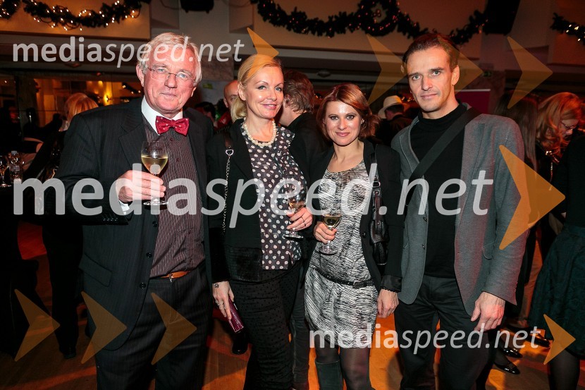  Drago Bulc, novinar;  Andreja  Medvedič, lastnica in direktorica Sense Wellness Cluba;  Marjana Grčman, voditeljica;  ... Ljubljanska kakovost 2015, podelitev priznanj