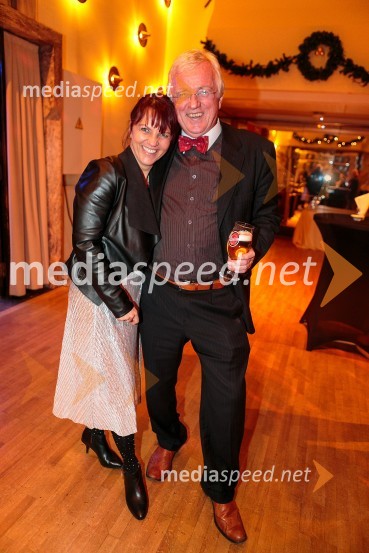 mag. Petra Stušek, v.d. direktorica, Zavod za turizem Ljubljana;  Drago Bulc, novinarLjubljanska kakovost 2015, podelitev priznanj