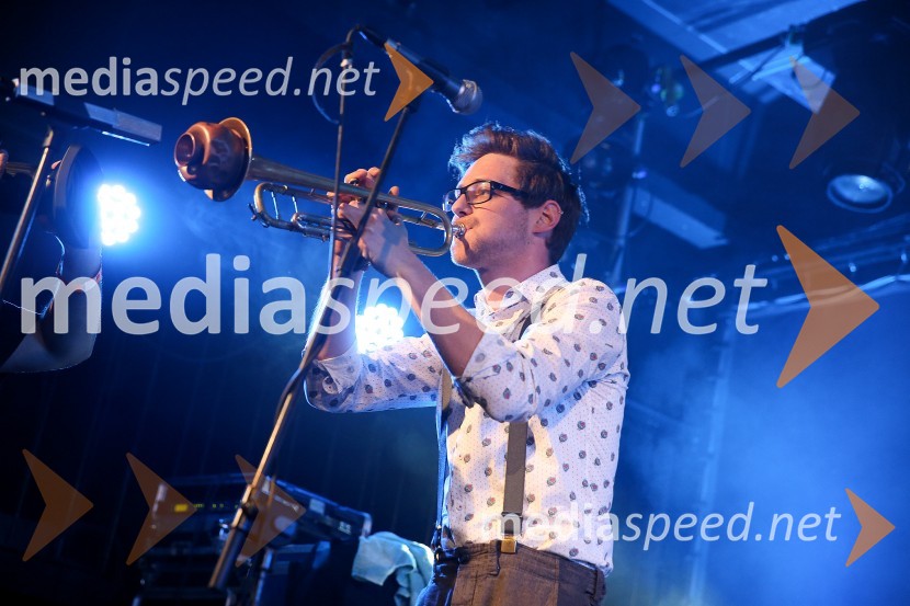  Luka Ipavec, glasbenik, skupana ManoucheKoncert Manouche z znanimi gosti