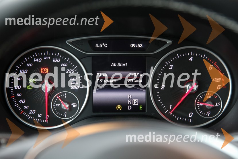 Mercedes-Benz razred B, slovenska predstavitevMercedes-Benz razred B, slovenska predstavitev