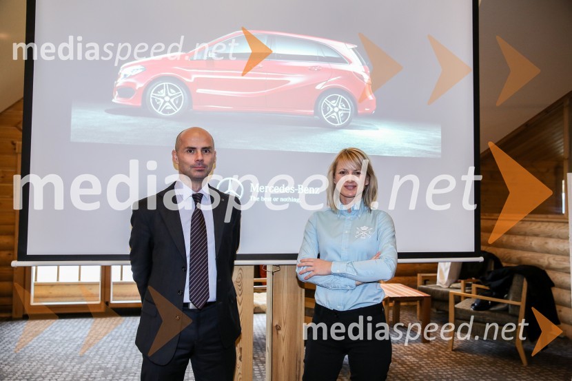  Andrej Bergant, direktor prodaje, Autocommerce d.o.o.;  Metka  Kejžar, odnosi z javnostjo Autocommerce d.o.o.Mercedes-Benz razred B, slovenska predstavitev