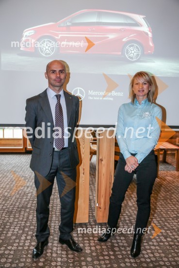 Andrej Bergant, direktor prodaje, Autocommerce d.o.o.;  Metka  Kejžar, odnosi z javnostjo Autocommerce d.o.o.Mercedes-Benz razred B, slovenska predstavitev