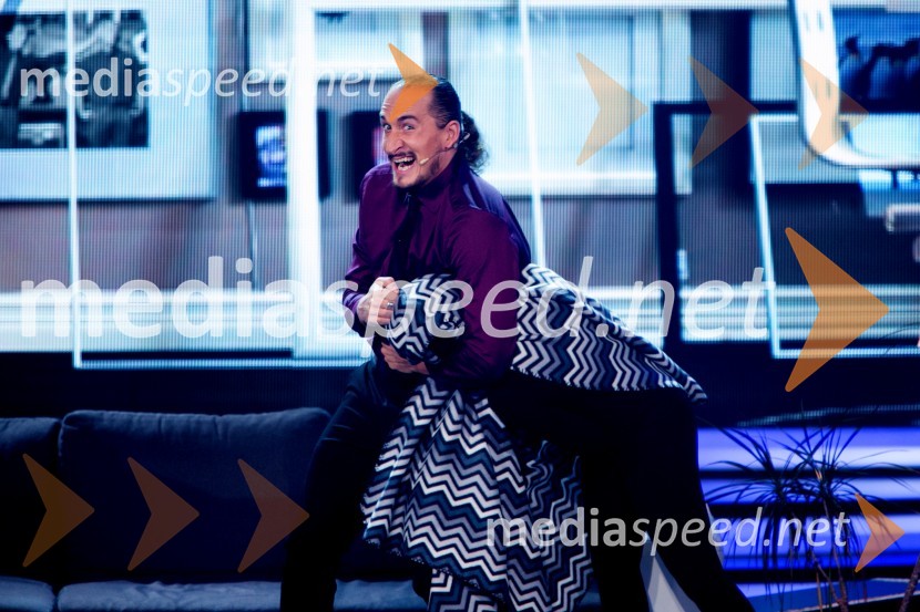  Vid  Valič, voditeljSlovenija ima talent 2014, peta polfinalna oddaja