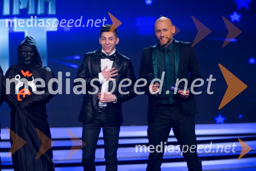  Steven Rahman, finalist oddaje Slovenija ima talent 2014;  Peter Poles, voditeljSlovenija ima talent 2014, peta polfinalna oddaja