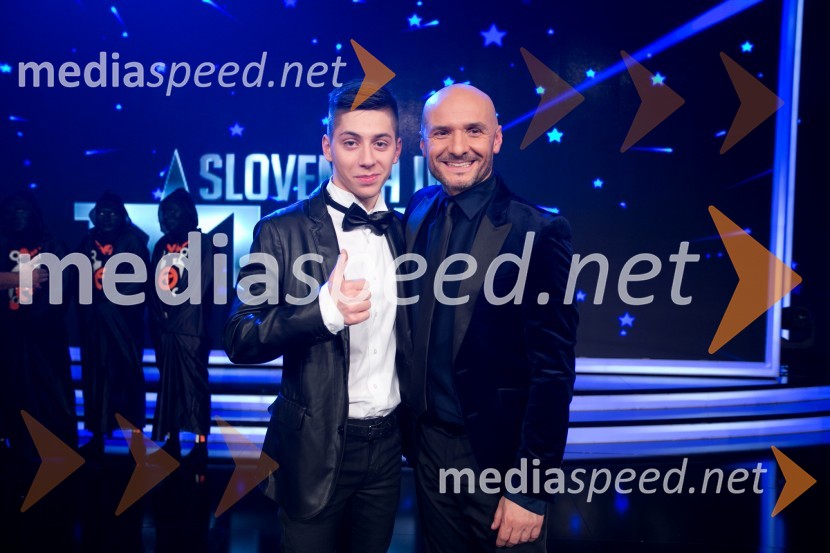  Steven Rahman, finalist oddaje Slovenija ima talent 2014;  Branko Čakarmiš,  programski direktor Pro PlusaSlovenija ima talent 2014, peta polfinalna oddaja