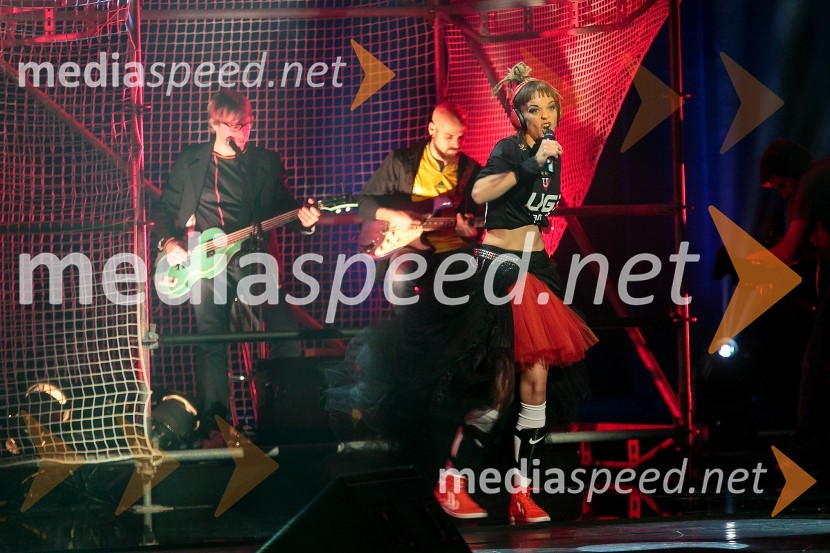  Tina Marinšek, pevka skupine TabuŠportnik leta 2014