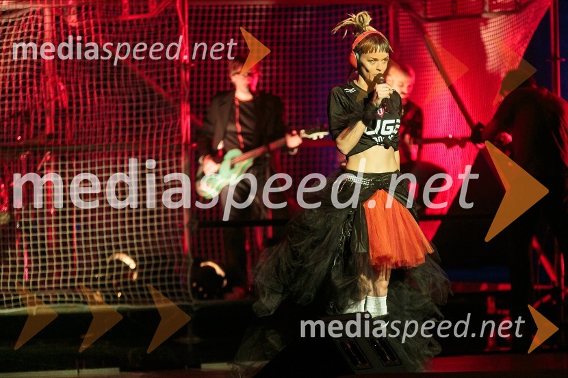  Tina Marinšek, pevka skupine TabuŠportnik leta 2014