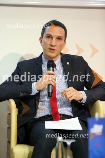 dr. Anže Burger, Fakulteta za družbene vede Univerze v LjubljaniBSCC Poslovni zajtrk: How to do business in Slovenia