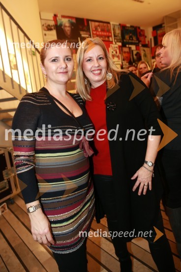  Dolores Podbevšek, direktorica marketinga Delo, d.d.;  Ariana Nina Eror, direktorica trženja Marketing MagazinaVikendovi Gongi popularnosti, podelitev 2014