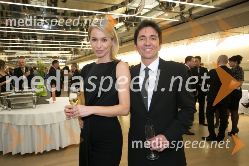  Tamara Štader Pesjak, direktorica, agencija Taman d.o.o.;  Terens Štader, vodja marketinga, trgovina KalčekManagerski koncert 2014