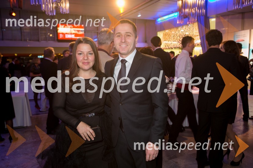  Tjaša Kolenc Filipčič, vodja trženjskega komuniciranja v Skupini Triglav;  Klemen Kolenc, projektni vodja pri družbi AkrapovičManagerski koncert 2014