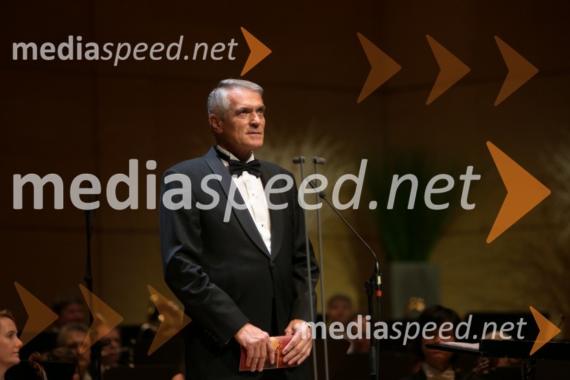  Slobodan Sibinčič , generalni sekretar Evropskega združenja poslovnih medijev, predsednik uprav GV skupine, predsednik sveta Managerskih koncertovManagerski koncert 2014