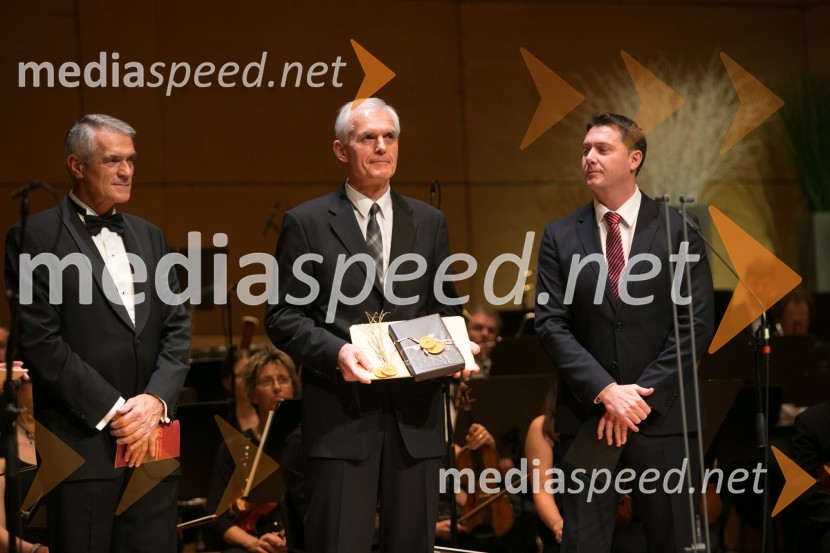  Slobodan Sibinčič , generalni sekretar Evropskega združenja poslovnih medijev, predsednik uprav GV skupine, predsednik sveta Managerskih koncertov;  Branko Rožič, direktor Količevo Karton;  Julij  Božič, izvršni direktor IBM SlovenijaManagerski koncert 2014