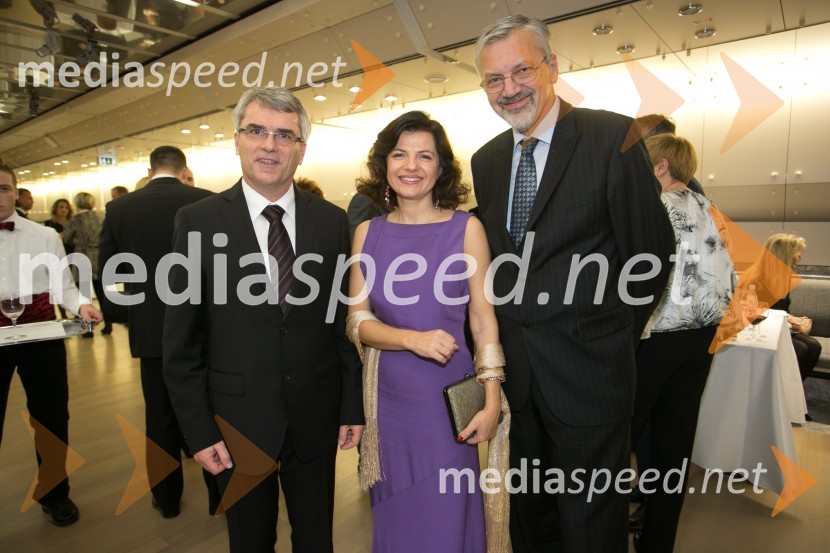  Aleksander  Zalaznik, generalni direktor Danfoss Trate, novi predsednik Združenja Manager; mag. Sonja  Šmuc, izvršna direktorica Združenja Manager;  Matjaž  Čadež, Halcom d.d.Managerski koncert 2014