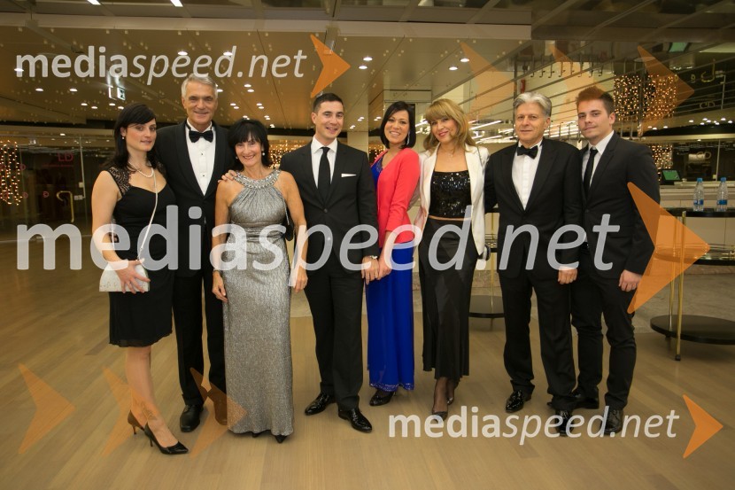  Tanja Sibinčič, Lek d.d.;  Slobodan Sibinčič , generalni sekretar Evropskega združenja poslovnih medijev, predsednik uprav GV skupine, predsednik sveta Managerskih koncertov;  Katarina Sibinčič, odvetnica;  Jan Sibinčič, odvetniška pisarna Križanec-Sibinčič;  Ajda Sibinčič, Inštitut za poslovno-izobraževalne rešitve;  Tea Dovšak;  Anton Vasja Dovšak;  Luka  DovšakManagerski koncert 2014