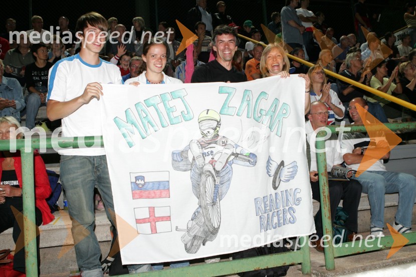 Angleški navijači slovenskega speedwayista Mateja ŽagarjaSPEEDWAY, Speedway Grand Prix - VN Italije 2005 dirka