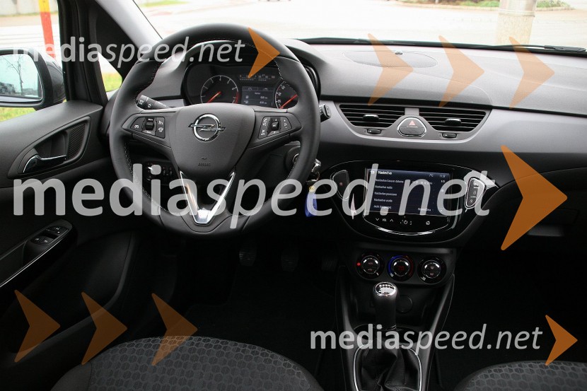 Nova Opel Corsa, sofisticirana notranjostNova Opel Corsa, slovenska predstavitev
