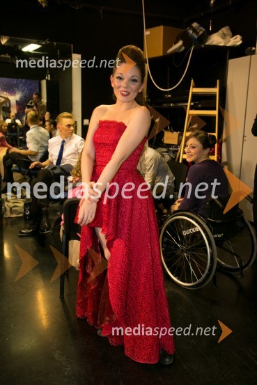  Jana Šušteršič, zmagovalka šova Slovenija ima talentJana Šušteršič je zmagovalka showa Slovenija ima talent 2014